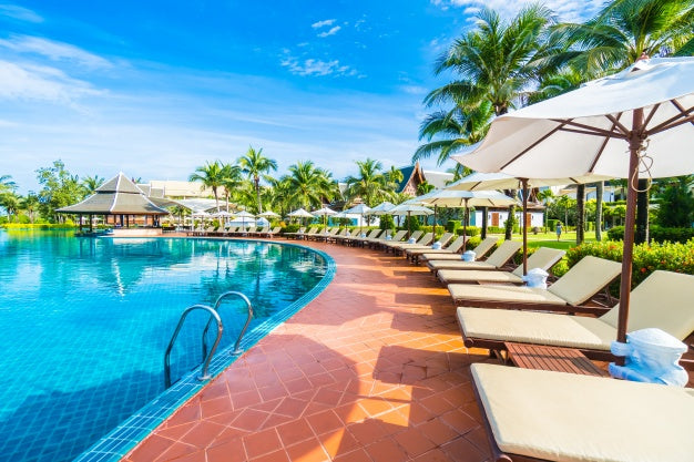 6 Healthy reasons to hit the pool this weekend
